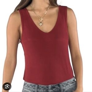 Cabi ESSENTIAL TANK Fire Brick Red